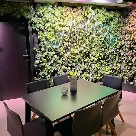 Czarna Gora - Nordaparts 105 - Biala Perla Heudorf