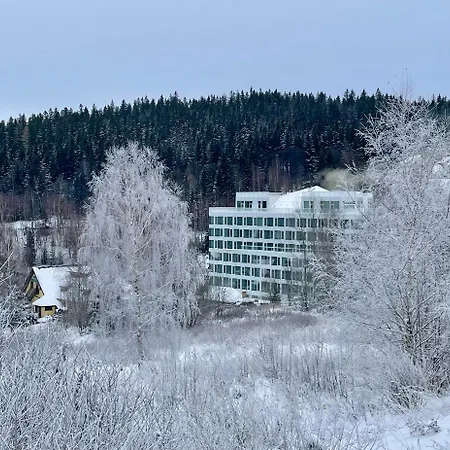 Czarna Gora - Nordaparts 105 - Biala Perla Heudorf